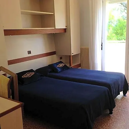 Imperia Hotel 2*