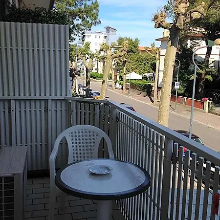 Imperia Hotel 2*