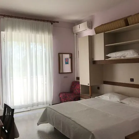 Imperia מלון ליגננו סביאדורו