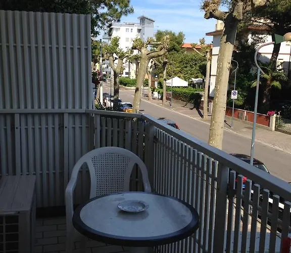 Отель Imperia 2*