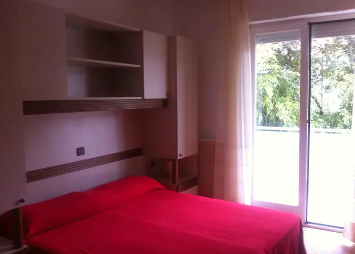 Imperia Отель Линьяно-Саббьядоро